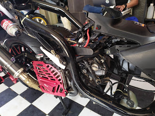 #718garage (salonmotor, polesmotor, painting)