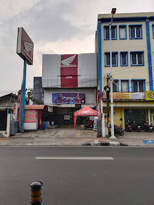 Adam Honda Motor