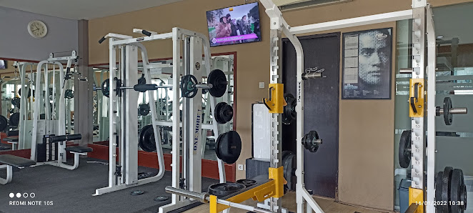 Ade Rai Fitness Center