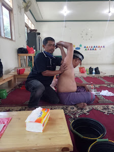 Amin Pijat Dan Bekam Panggilan Jakarta Timur