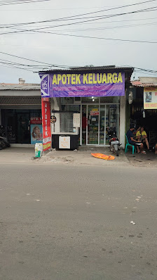 APOTEK KELUARGA