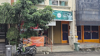 Apotik Farmasi 3