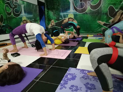 ASANA AEROBIC AND YOGA CLASS