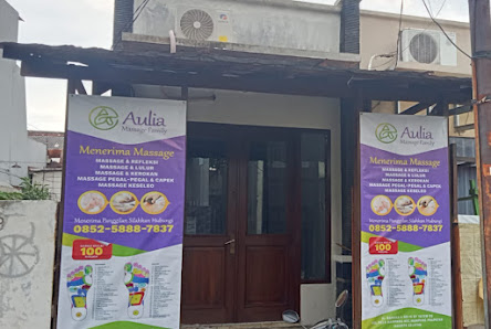 Aulia Massage Family