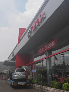 Auto2000 Cilandak