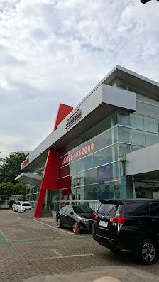 Auto2000 Daan Mogot Jakarta