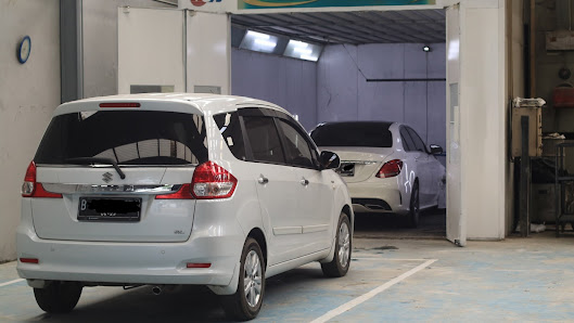 Autolimo Linggarjati - Body Repair & Paint