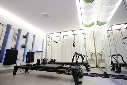 Avana Private Pilates Studio Kebayoran (prenatal pilates, postnatal pilates, pilates lansia, pilates duet)