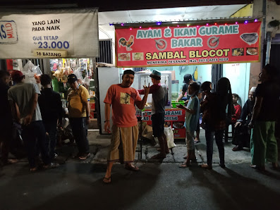 Ayam bakar&ikan bakar sambel blocot