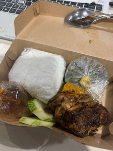 Ayam Bakar Madu Sumbaraya sumur batu