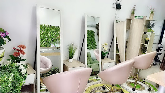 AZZA Salon Khusus Wanita