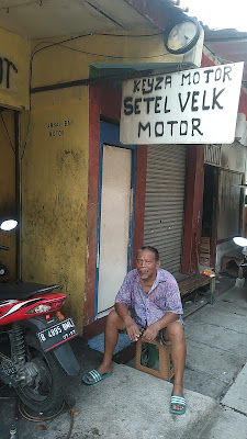 BENGKEL ASUK AKHIONG TUNAS JAYA