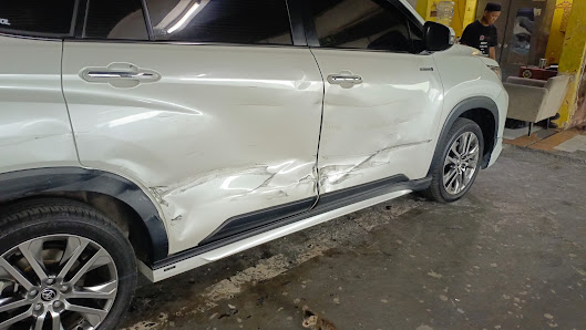 Bengkel Cat Mobil Bintaro btc pasmod Boy Body Repair