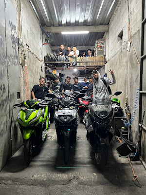 Bengkel Dalam Gang DMS