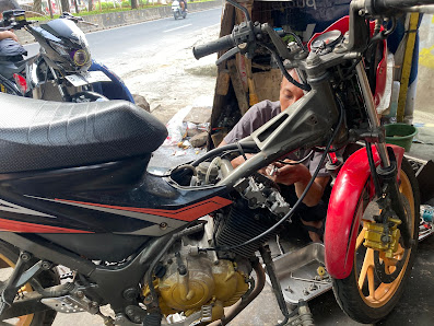 Bengkel husus satria fu