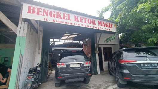 Bengkel KM Karya Wijaya