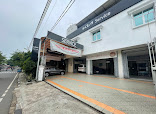 Bengkel mobil - KIA MOTORS