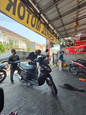 Bengkel Motor 3M