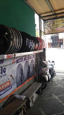 Bengkel motor A.M