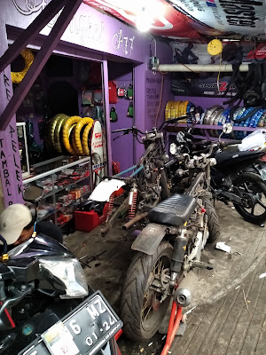 Bengkel motor A77