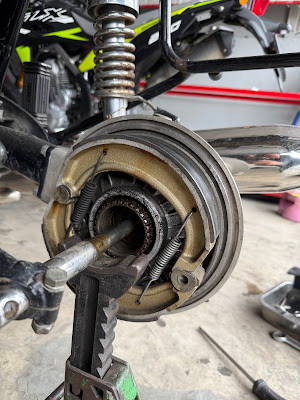Bengkel Motor BMW KLASIK DIYAN
