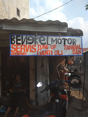 bengkel motor budi