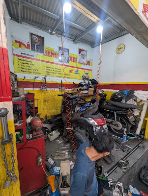 Bengkel motor DM (DIDI MOTOR)