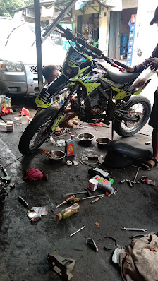 Bengkel Motor Extreme