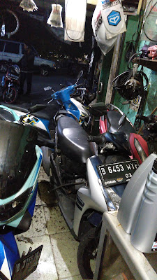 Bengkel Motor Karunia