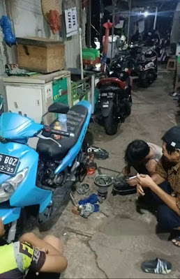 Bengkel motor mas chepot