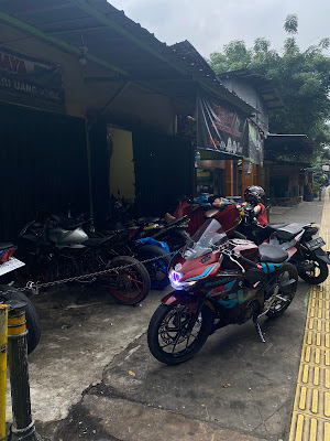 Bengkel motor ozan