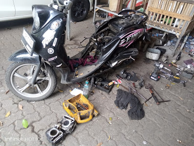 Bengkel Motor Poetra Kembar