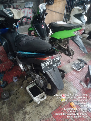 Bengkel motor sembada 07
