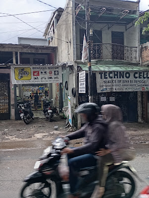 Bengkel Motor Setia