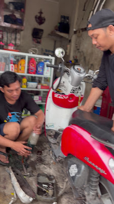 Bengkel Motor TWO-R