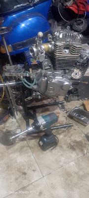 Bengkel sepeda motor ( dawel garage)