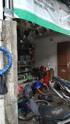 Bengkel sumber jaya motor