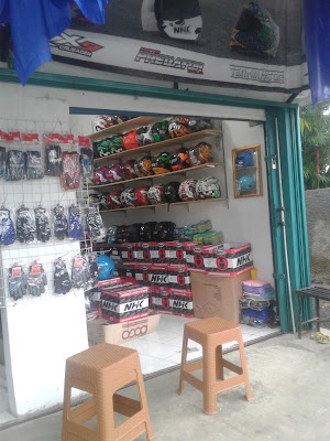 Berkah Helm atang sanjaya kamp lumbung rt02/rw07