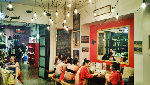 Bikram Yoga @42