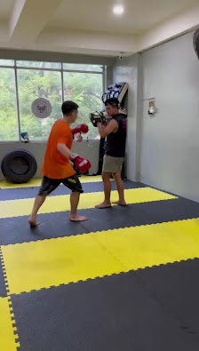BLACKBULL TRAINING CAMP MUAYTHAI
