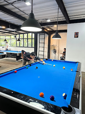Blackstone Bogor Billiard & Cafe