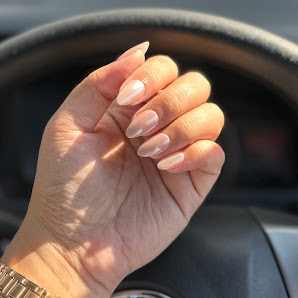 Blushe Beauty Bar
