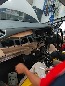 BRATHA SERVICE - Bengkel AC Mobil Cengkareng
