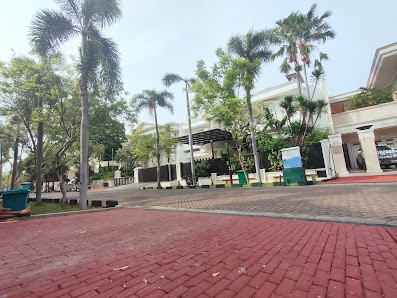 Bukit Gading Villa