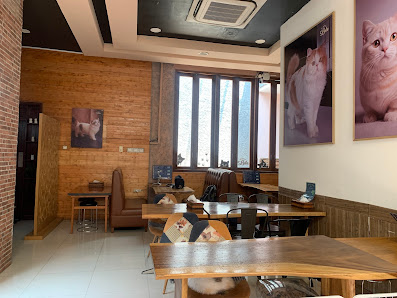 CAFE LULU