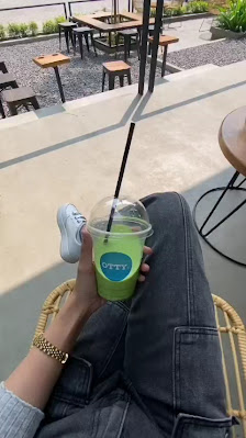 Cafe terdekat
