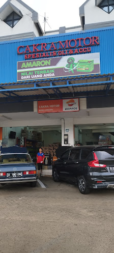 Cakra Motor 11 Oli & Aki Gading Serpong