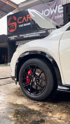 Car Shower - Care & Detailing