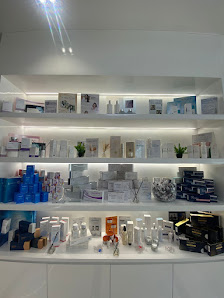 Carla Skin Clinic - Pluit Village (Acne Expert Jakarta Utara)