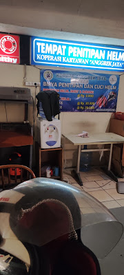 Cuci Helm Parkiran Mall Taman Anggrek